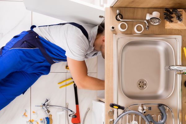 Cost of Sink Drain Repair in Navarre