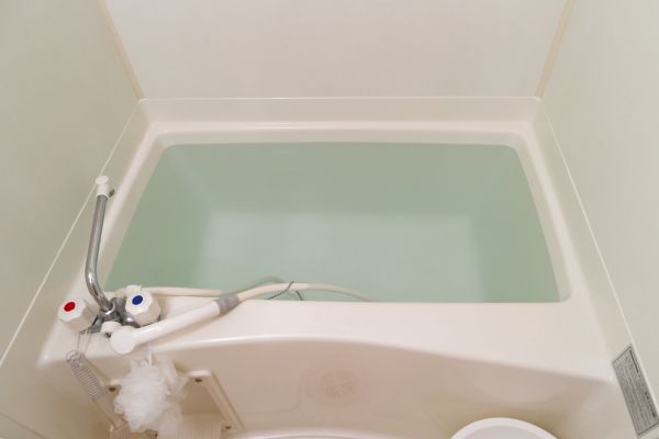 Cost of Bathtub Faucet Replacement in Navarre