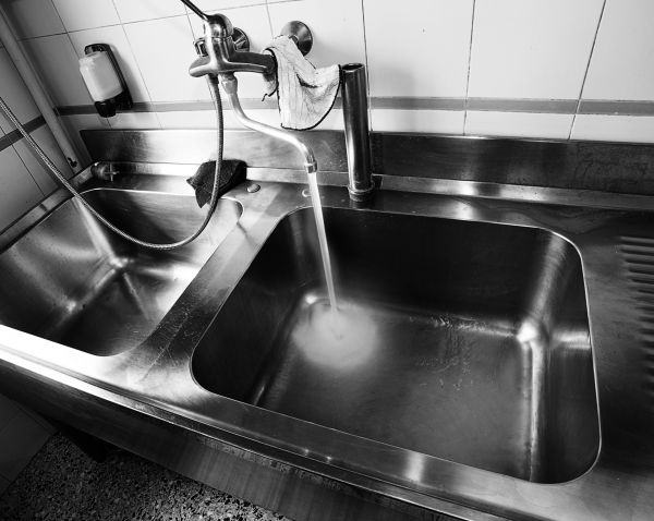 Restaurant Plumbing in Navarre