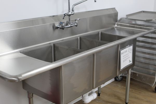 Cost of Utility Sink Installation in Navarre